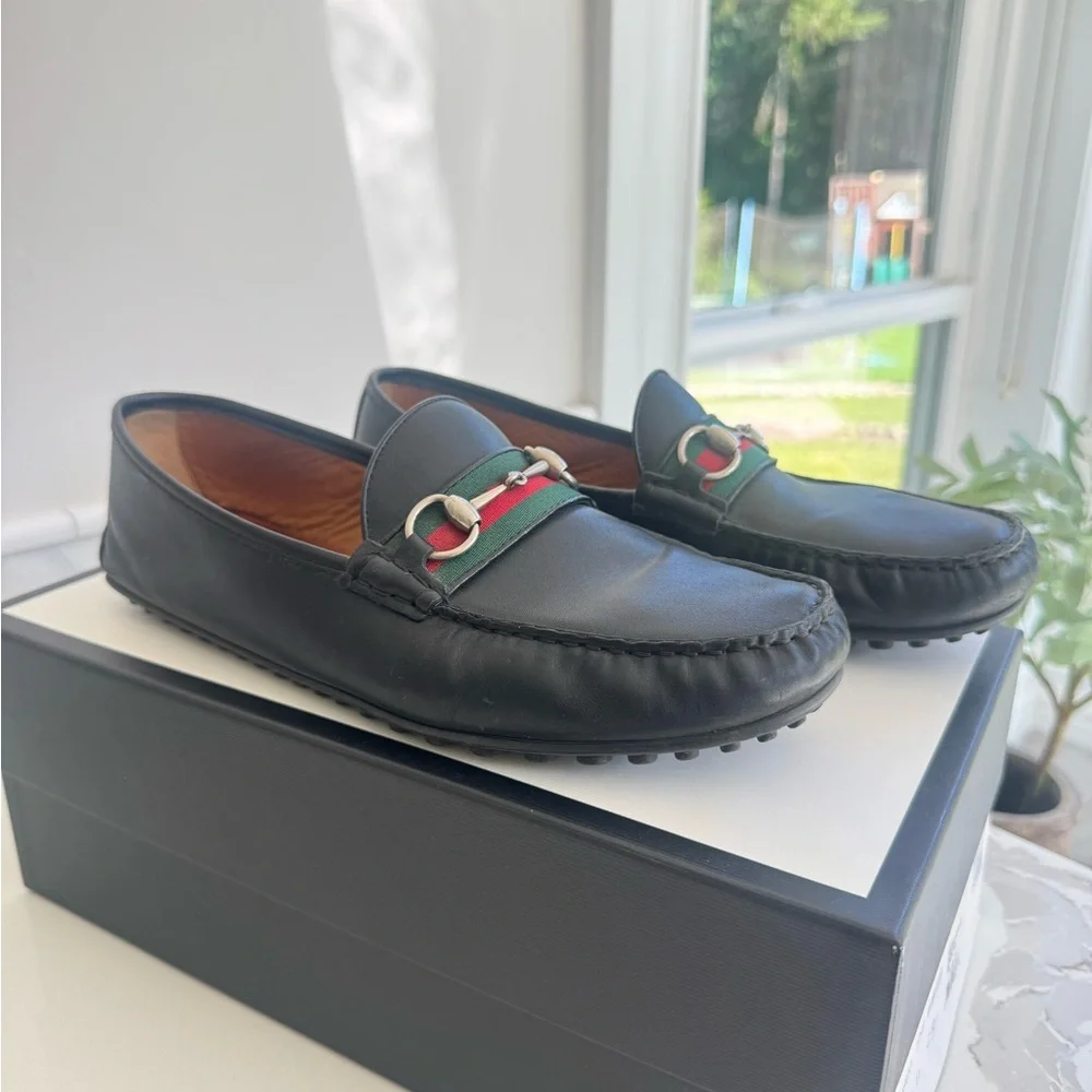 Gucci Black Leather Loafers with Red and Green Web and Silver Horsebit
